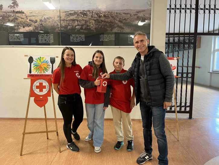 AKCJA PCK „WALKA Z G�ODEM”