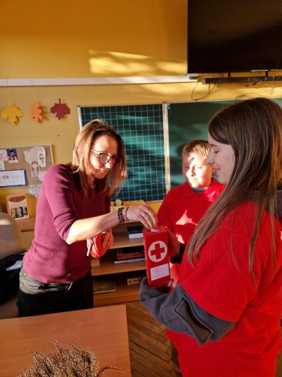 AKCJA PCK „WALKA Z G�ODEM”