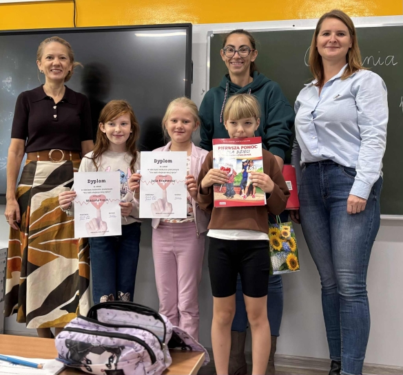 „NIE B�DZ OBOJ�TNY - RATUJ �YCIE”