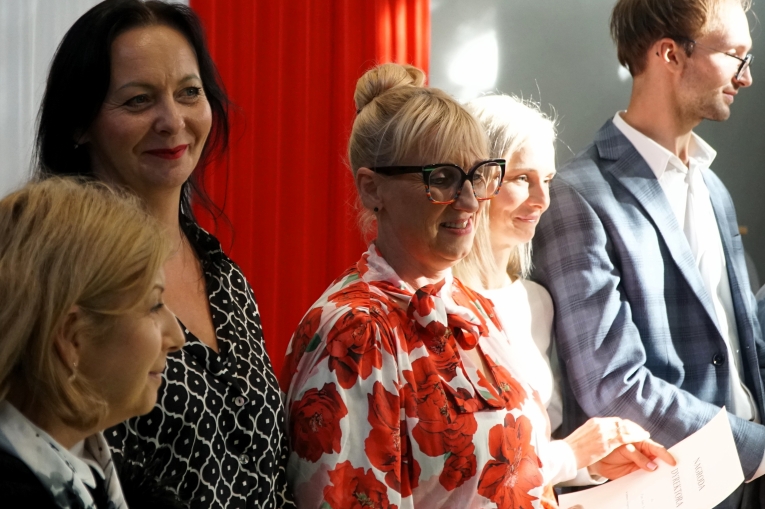 DZIEN NAUCZYCIELA I �LUBOWANIE KLAS PIERWSZYCH