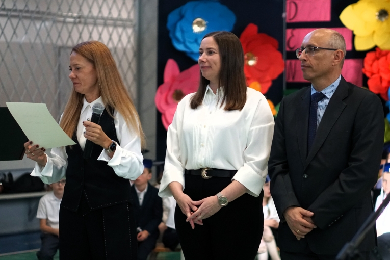 DZIEN NAUCZYCIELA I �LUBOWANIE KLAS PIERWSZYCH