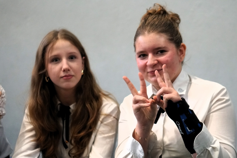 DZIEN NAUCZYCIELA I �LUBOWANIE KLAS PIERWSZYCH