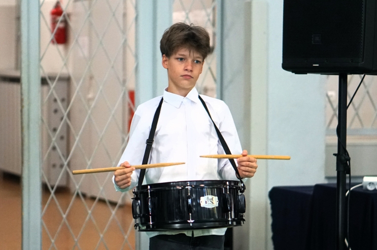 DZIEN NAUCZYCIELA I �LUBOWANIE KLAS PIERWSZYCH