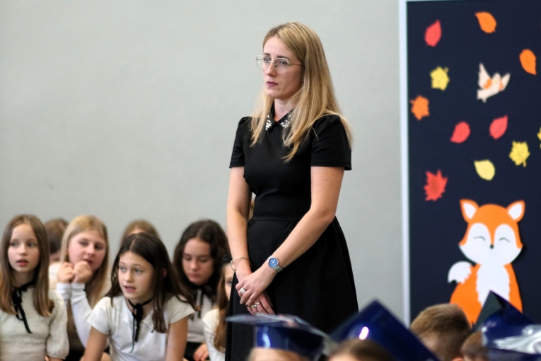 DZIEN NAUCZYCIELA I �LUBOWANIE KLAS PIERWSZYCH