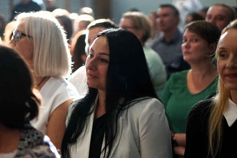 DZIEN NAUCZYCIELA I �LUBOWANIE KLAS PIERWSZYCH