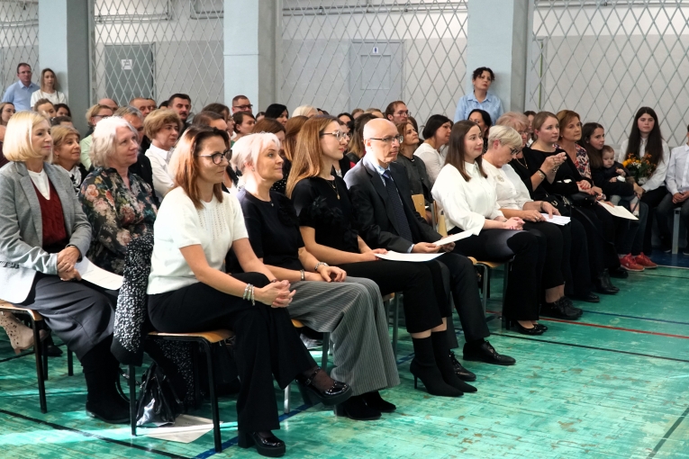 DZIEN NAUCZYCIELA I �LUBOWANIE KLAS PIERWSZYCH