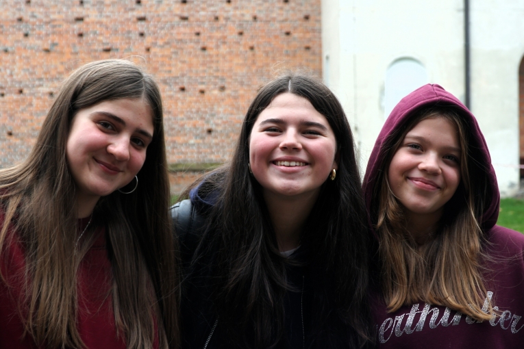 WYCIECZKA DO KOPALNI SOLI W K�ODAWIE I ZAMKU W ��CZYCY