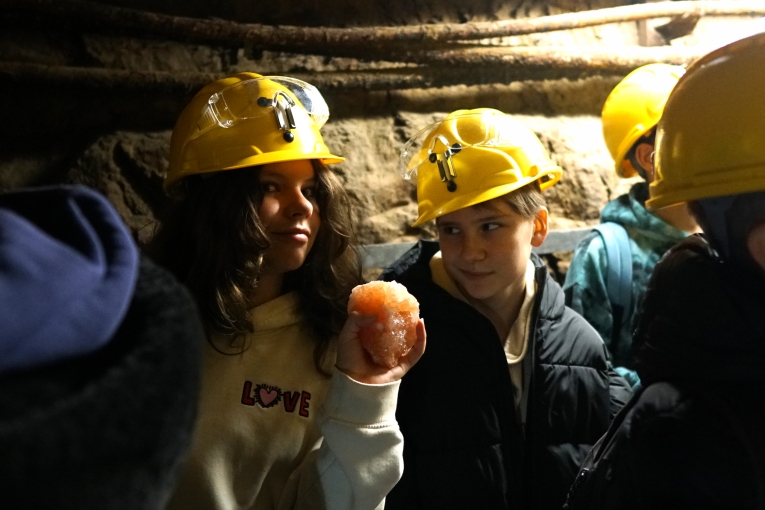 WYCIECZKA DO KOPALNI SOLI W K�ODAWIE I ZAMKU W ��CZYCY