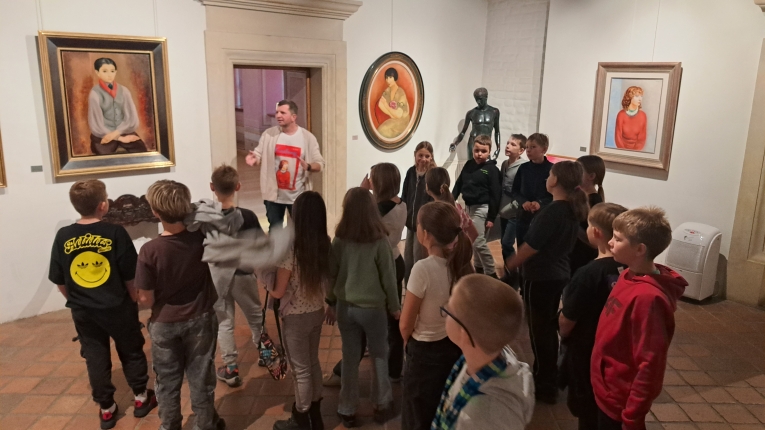 WYJ�CIE DO MUZEUM MIASTA PABIANIC „SZUKALI�MY KLASOWEGO PICASSA”