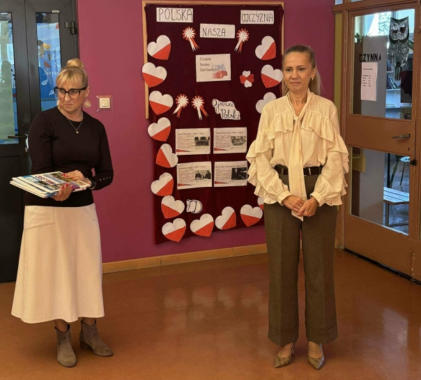 13.11 ROSTRZYGNI�CIE SZKOLENGO KONKURSU PIOSENKI PATRIOTYCZNEJ