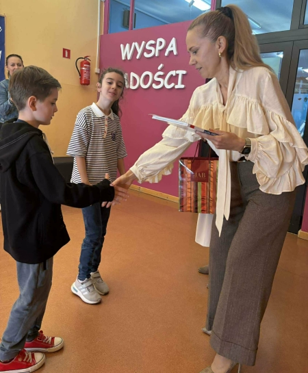 13.11 ROSTRZYGNI�CIE SZKOLENGO KONKURSU PIOSENKI PATRIOTYCZNEJ