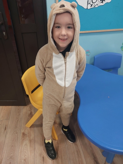 DZIE� POSTACI Z BAJEK