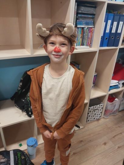 DZIE� POSTACI Z BAJEK