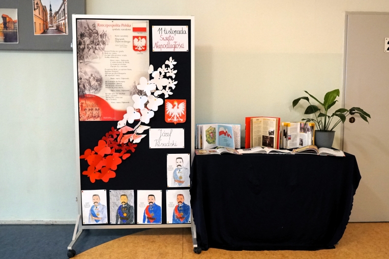 NARODOWY DZIE� NIEPODLEG�O�CI