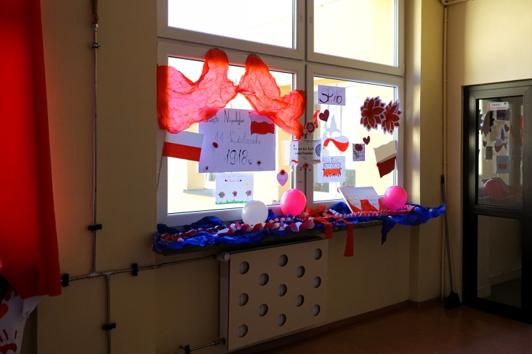 NARODOWY DZIE� NIEPODLEG�O�CI