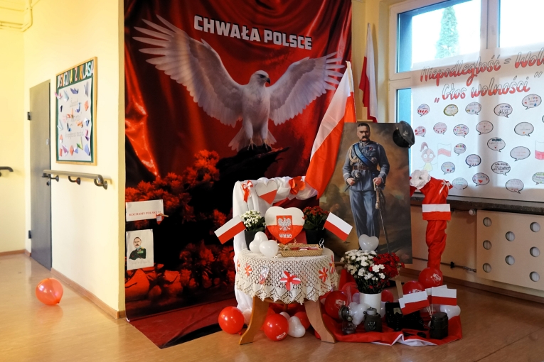 NARODOWY DZIE� NIEPODLEG�O�CI