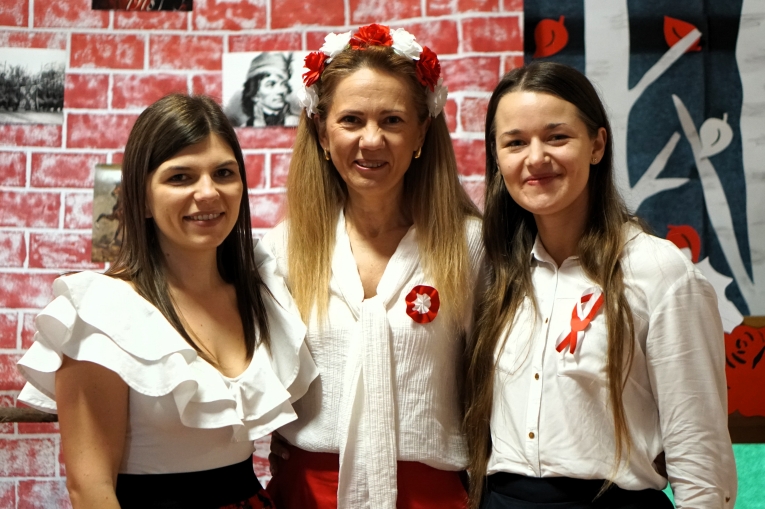 NARODOWY DZIE� NIEPODLEG�O�CI