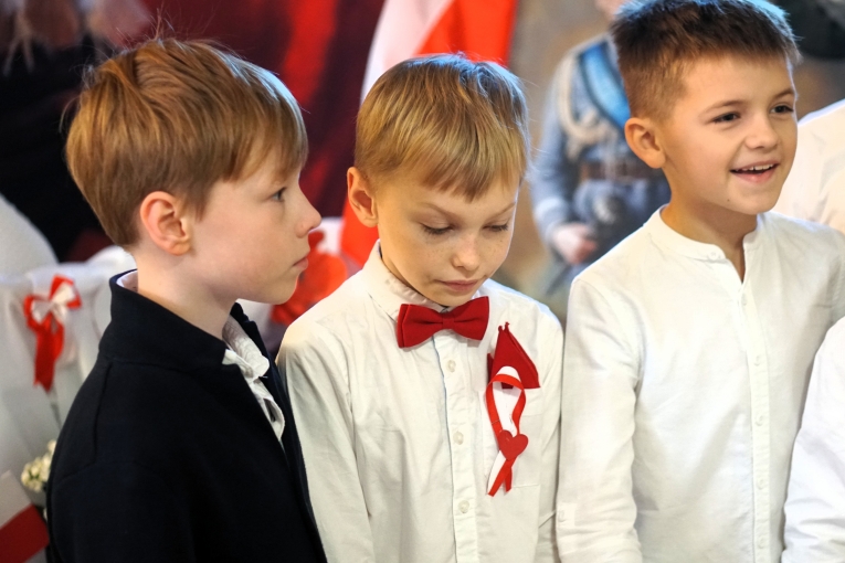 NARODOWY DZIE� NIEPODLEG�O�CI