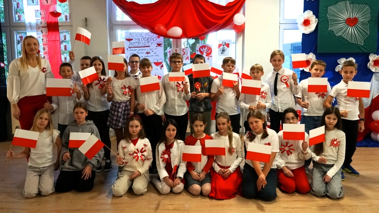 NARODOWY DZIE� NIEPODLEG�O�CI