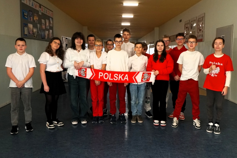 NARODOWY DZIE� NIEPODLEG�O�CI