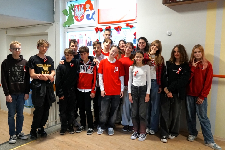 NARODOWY DZIE� NIEPODLEG�O�CI