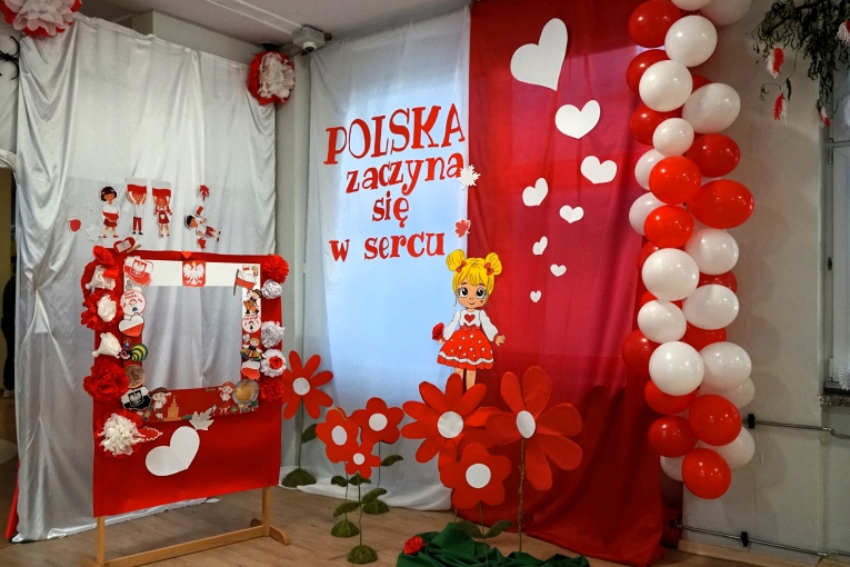 NARODOWY DZIE� NIEPODLEG�O�CI