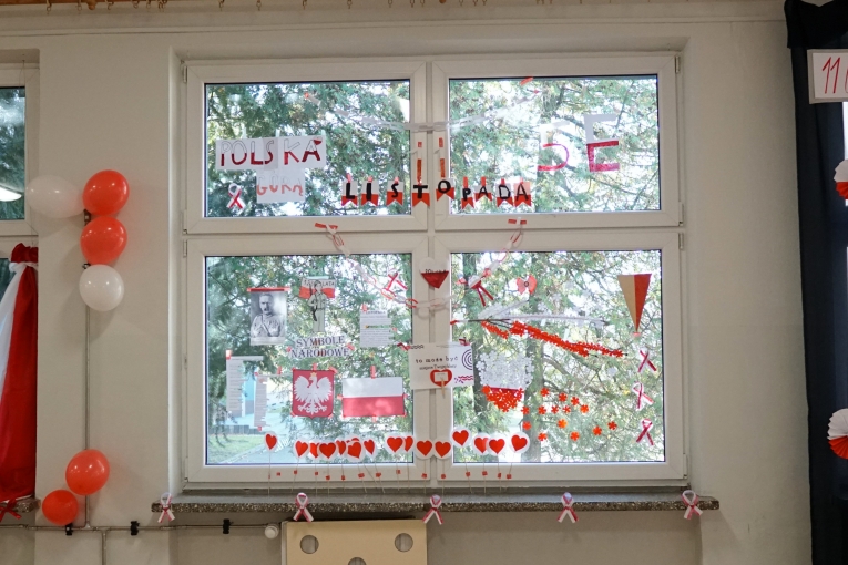 NARODOWY DZIE� NIEPODLEG�O�CI