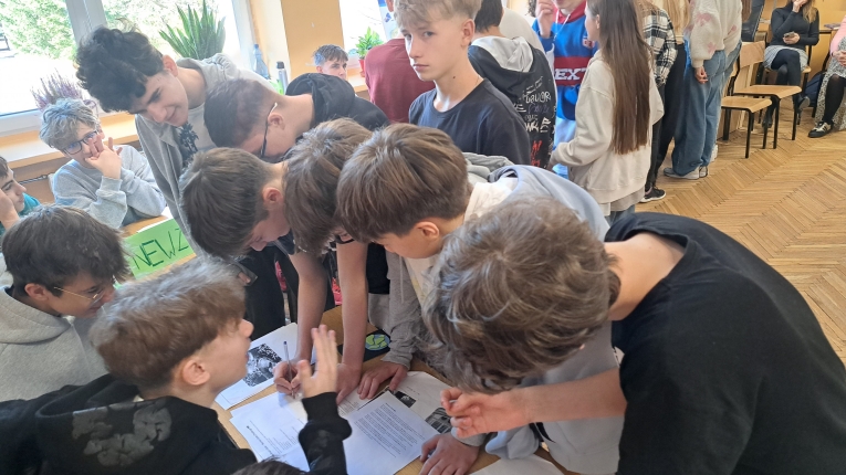 DZIE� J�ZYK�W OBCYCH