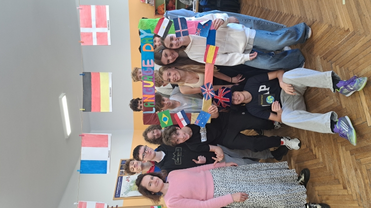 DZIE� J�ZYK�W OBCYCH