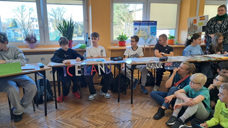 DZIE� J�ZYK�W OBCYCH