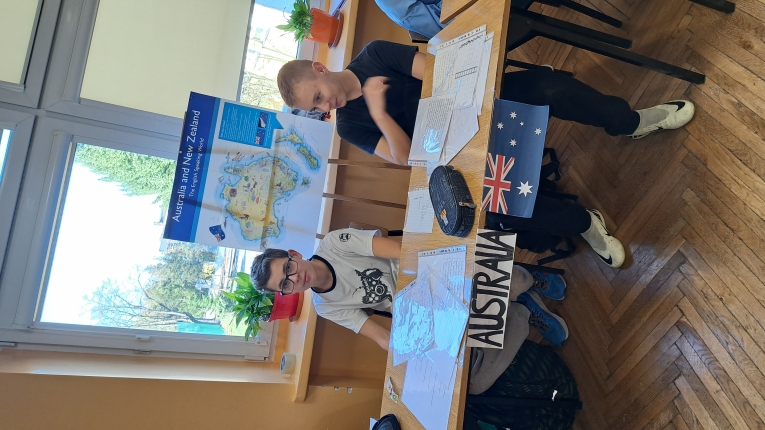 DZIE� J�ZYK�W OBCYCH