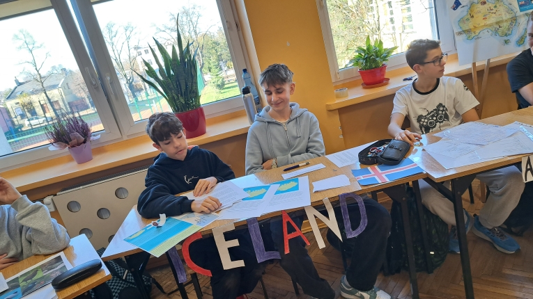 DZIE� J�ZYK�W OBCYCH