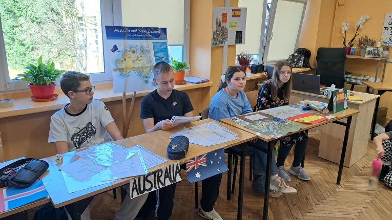 DZIE� J�ZYK�W OBCYCH