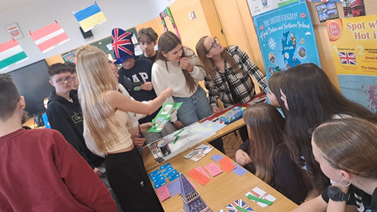 DZIE� J�ZYK�W OBCYCH