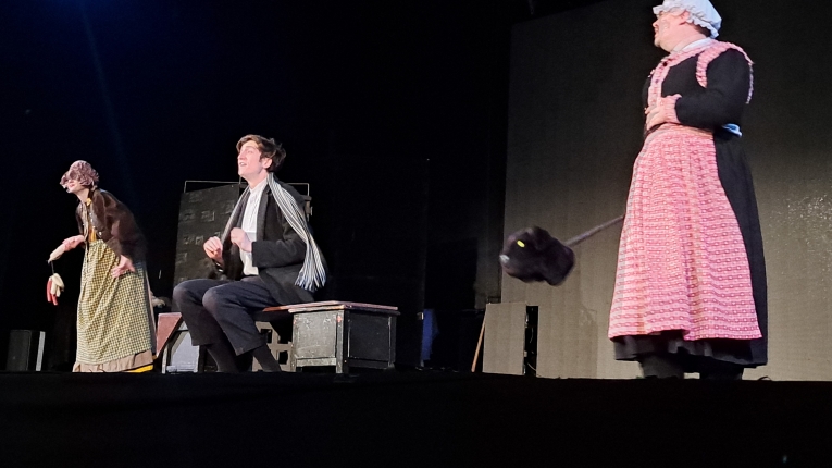 FRANKENSTEIN – THE MONSTER AND THE MYTH SPEKTAKL W TEATRZE V6 W �ODZI