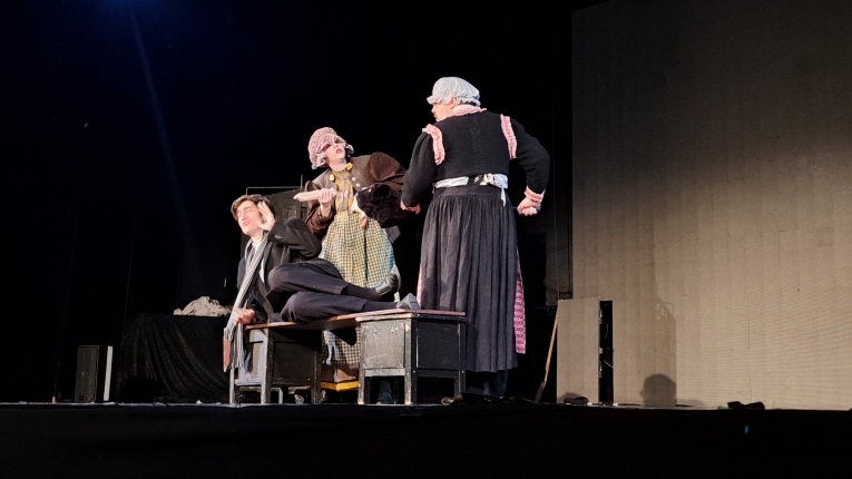 FRANKENSTEIN – THE MONSTER AND THE MYTH SPEKTAKL W TEATRZE V6 W �ODZI