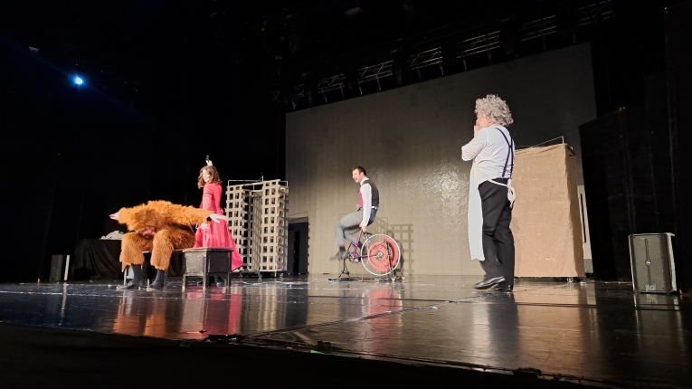 FRANKENSTEIN – THE MONSTER AND THE MYTH SPEKTAKL W TEATRZE V6 W �ODZI