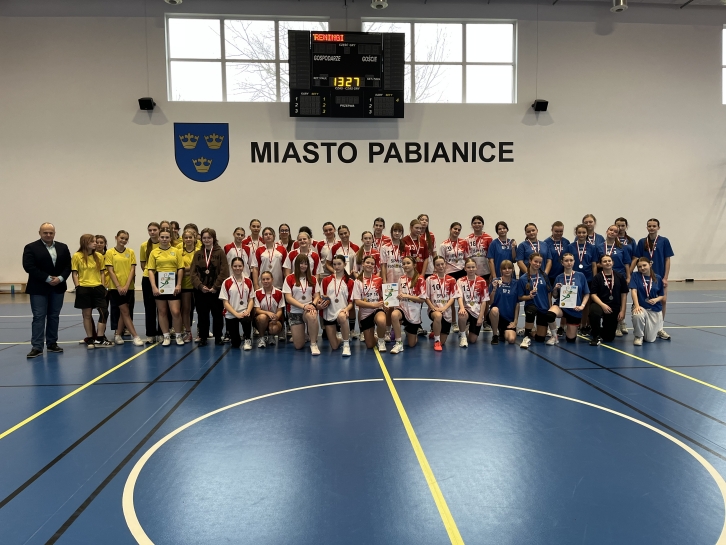 MAMY MISTRZYNIE PABIANIC W PI�CE R�CZNEJ