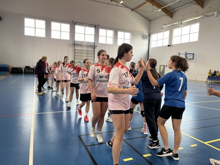 MAMY MISTRZYNIE PABIANIC W PI�CE R�CZNEJ