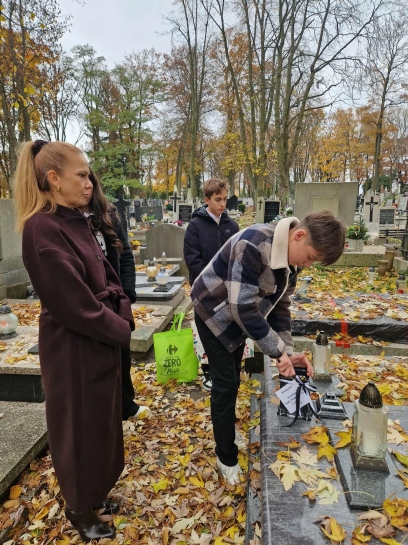 PAMI�� KT�RA TRWA...&nbsp;