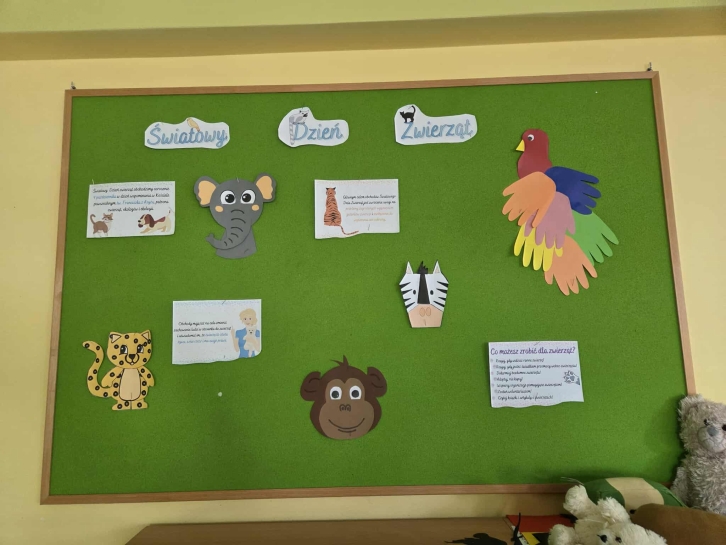 KALENDARZ �WI�T NIETYPOWYCH - PA�DZIERNIK 