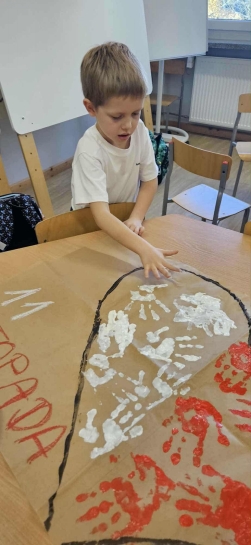 11 LISTOPADA W �WIETLICY