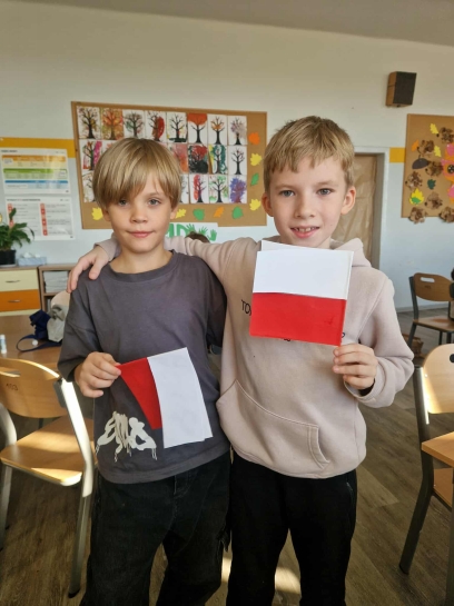 11 LISTOPADA W �WIETLICY