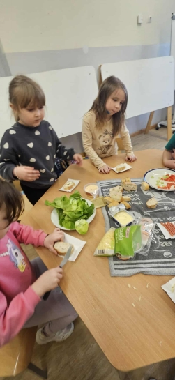 TYDZIE� KULINARNY NA WYSPIE RADO�CI