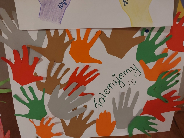 28.11 DZIE� TOLERANCJI