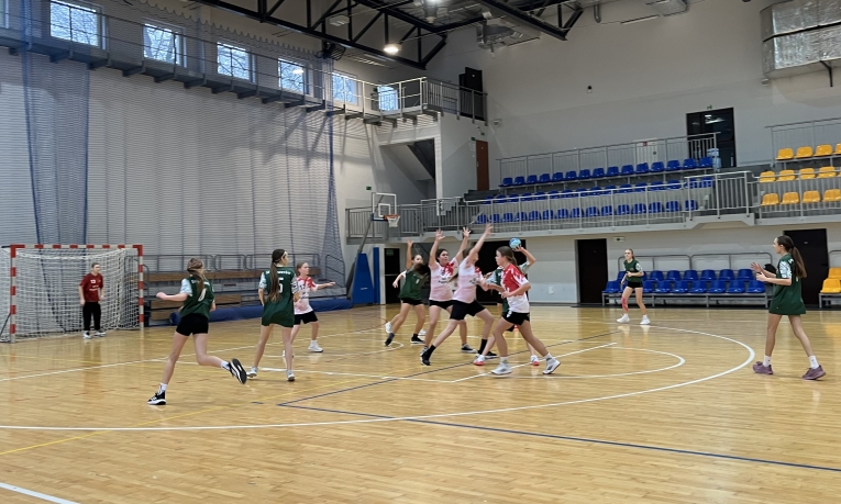 POWIATOWE IGRZYSKA M�ODZIE�Y SZKOLNEJ W PI�CE R�CZNEJ&nbsp;