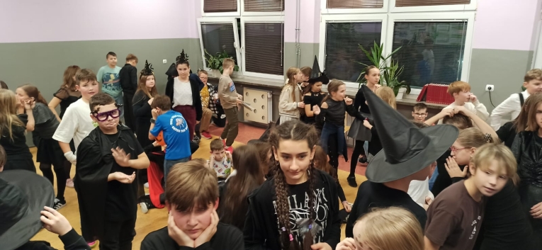 ANDRZEJKI KLAS CZWARTYCH