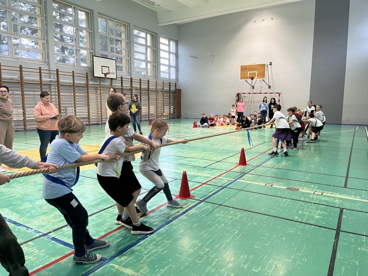 IV MIKO�AJKOWY FESTYN INTEGRACYJNO – SPORTOWY „RAZEM NA START”