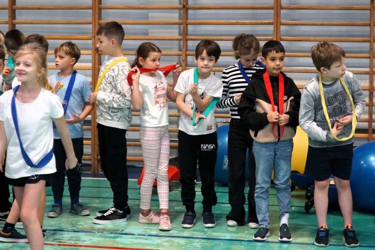 IV MIKO�AJKOWY FESTYN INTEGRACYJNO – SPORTOWY „RAZEM NA START”