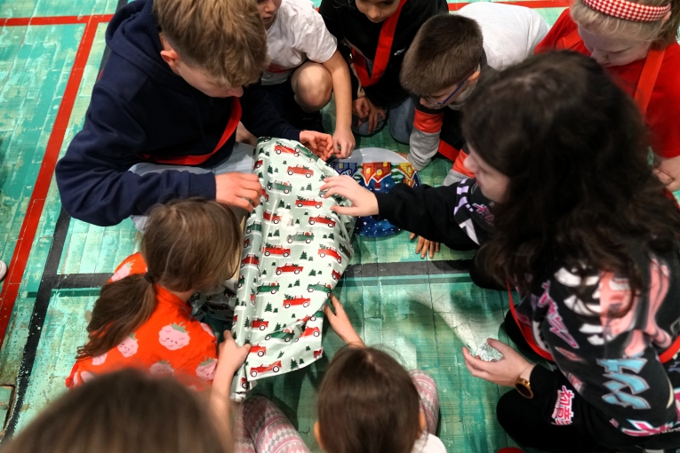 IV MIKO�AJKOWY FESTYN INTEGRACYJNO – SPORTOWY „RAZEM NA START”